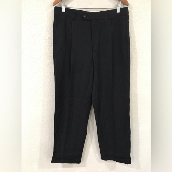 Pierre Cardin Men's 100% Wool Pin Striped Black Suit 42R 2 Piece - Picture 5 of 16